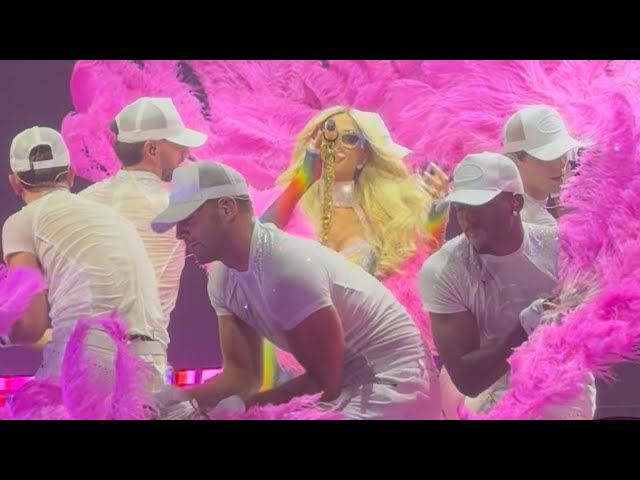 PARiS HiLTON - Stars Are Blind #WorldPride • LIVE @ AFAS Live