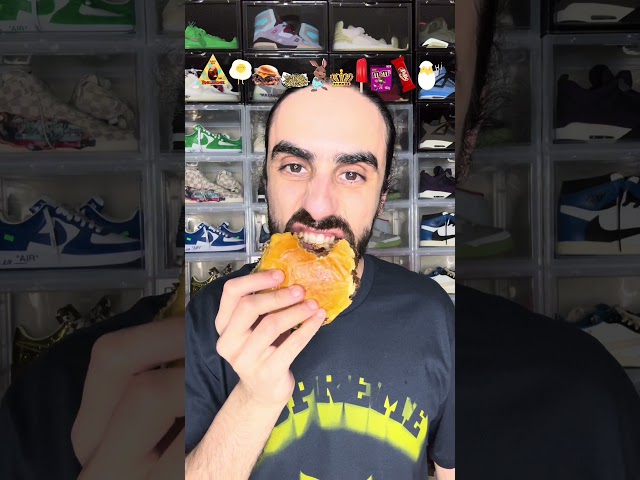 Food ASMR Eating a Toblerone Egg #asmr #food #mukbang #eatingsounds