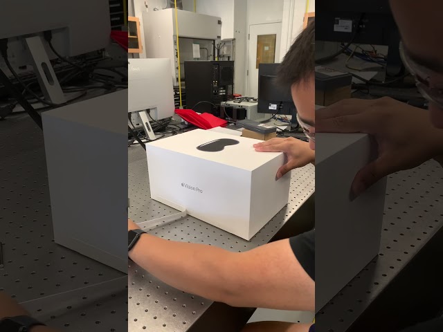 Unboxing the Apple Vision Pro #shorts #lcviss #applevisionpro #augmentedreality #virtualreality