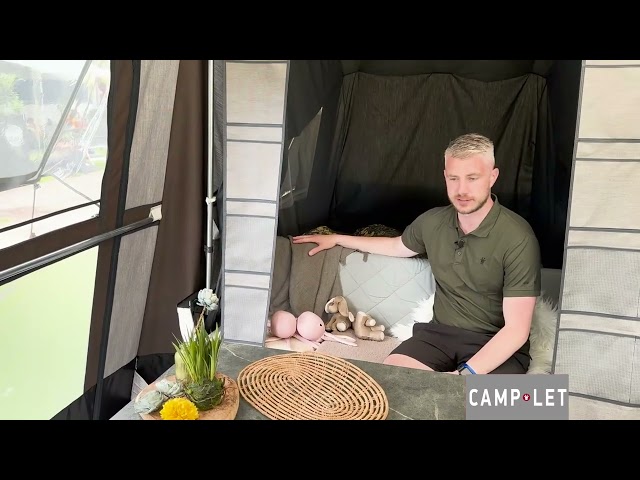 Camp-let Earth (English)