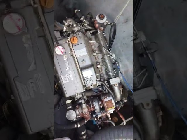 Yanmar 4JH3-TE (sister engine low hours)