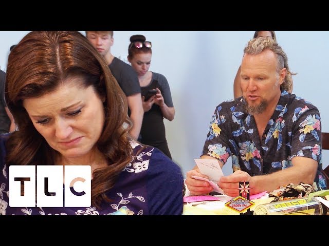 The Family Get Emotional After Reading Hopeful Letters From Their Time Capsule | Sister Wives