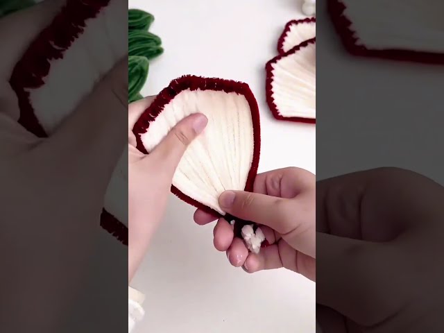 How to make giant rose flower in pipe cleaner | DIY chenille stem rose flower tutorial #diy #gift
