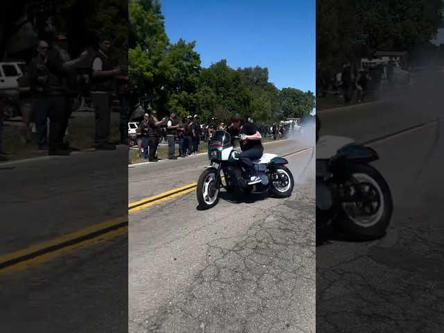 Slidin! #harleydavidson #harleywheelies #drift #chrislongfilms #22slidin #burnout