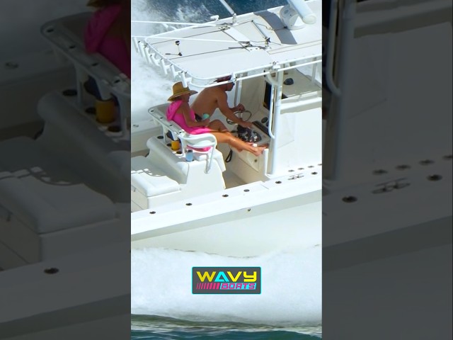 What was captain thinking?? Haulover inlet | Wavy Boats