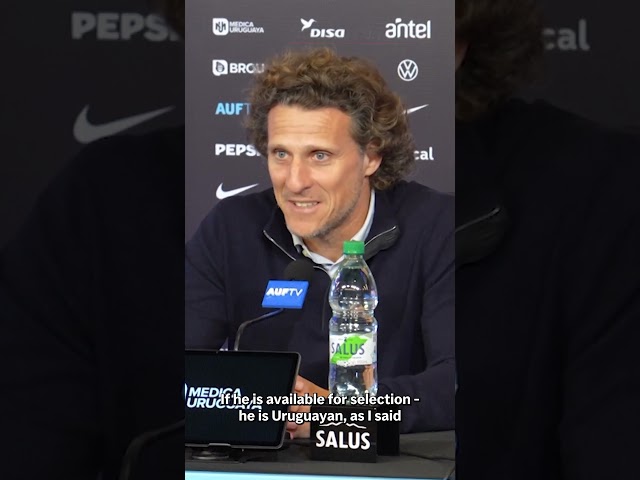 Forlán doesn’t rule out a Suárez RETURN to the Uruguay squad 😲🇺🇾