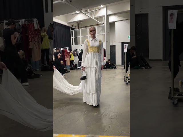 KOE26 looks from the backstage