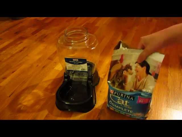 Petco / Petmate Gravity Feeder Part 2 - Pet Food Demo