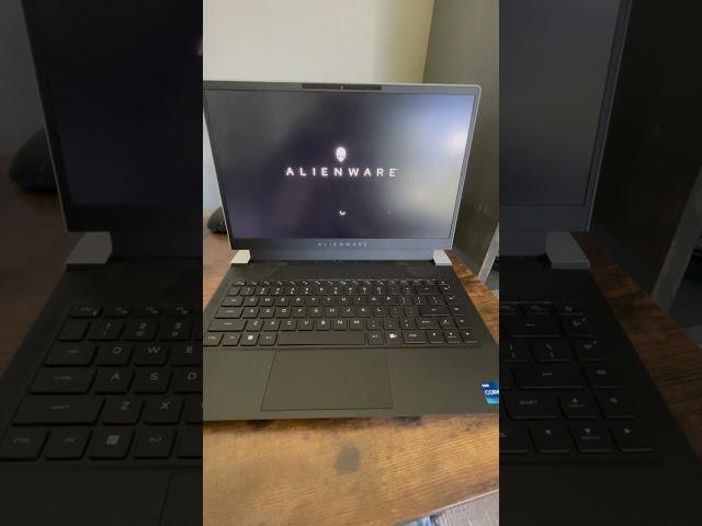 Alienware x14 bootup