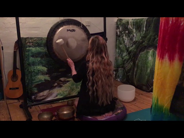 Calming Soundbath for Clearing Negativity & Deep Seated Fear | Gong & Crystal Singing Bowl