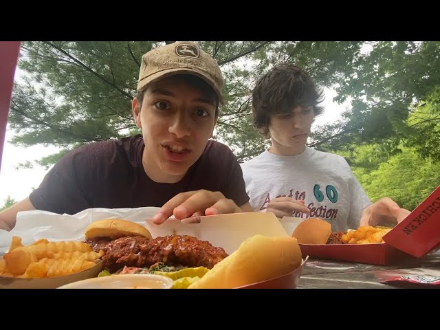 Vegans try MEAT for the first time