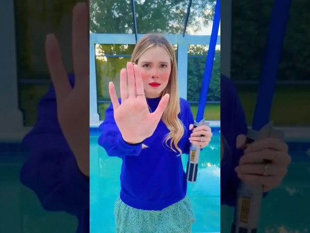 Brother pranks sister 😅🤣 #funny