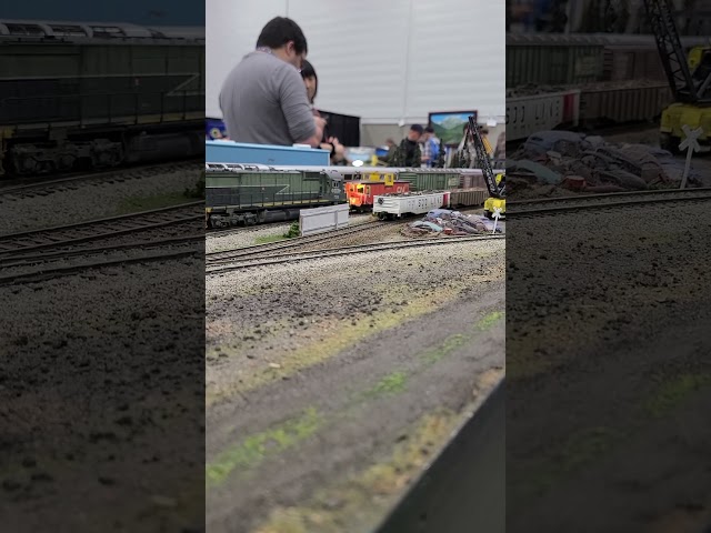 So many colours in the HO scene - Edmonton Train Show 2026