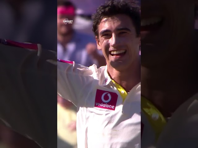 Starc's toe-crushing yorker! 🔥