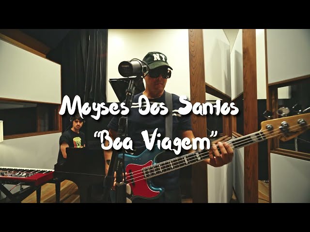 Moyses Dos Santos performs Boa Viagem live from the studio