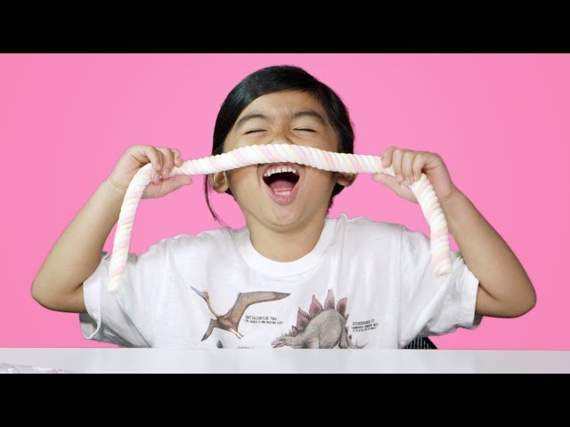 Kids Try Snacks from Indonesia | Kids Try | HiHo Kids