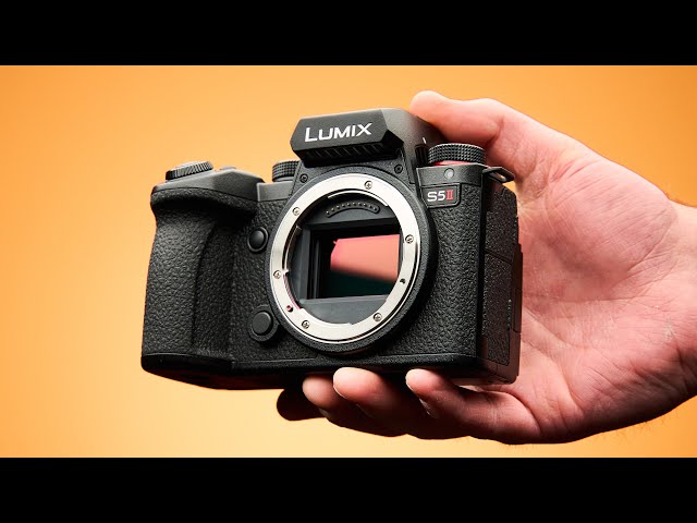 Panasonic S5 II Review - FINALLY Good Video Auto Focus!