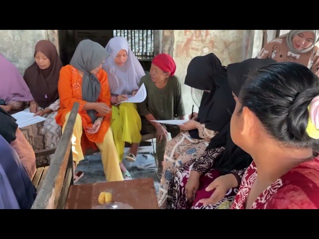 PKM Green Coconutpreneur: Peningkatan Produktivitas dan Daya Saing Produk UMKM Rumah Kelapa