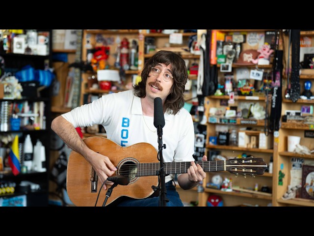 Tim Bernardes: Tiny Desk Concert
