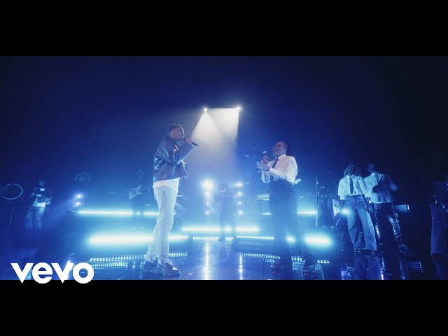 Jonathan McReynolds - Closer ft. Tasha Cobbs Leonard (Official Live Performance)