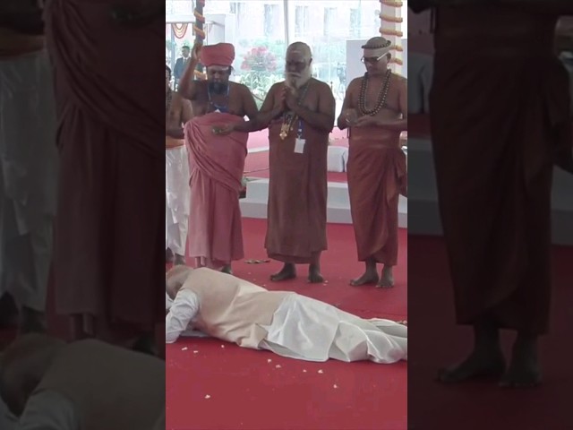 PM Modi Offers Sashtang Pranam To #Sengol at New Parliament House #pmmodi #shorts #newparliament