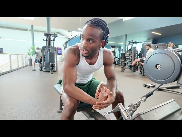D2 WRLD - DAY IN THE GYM