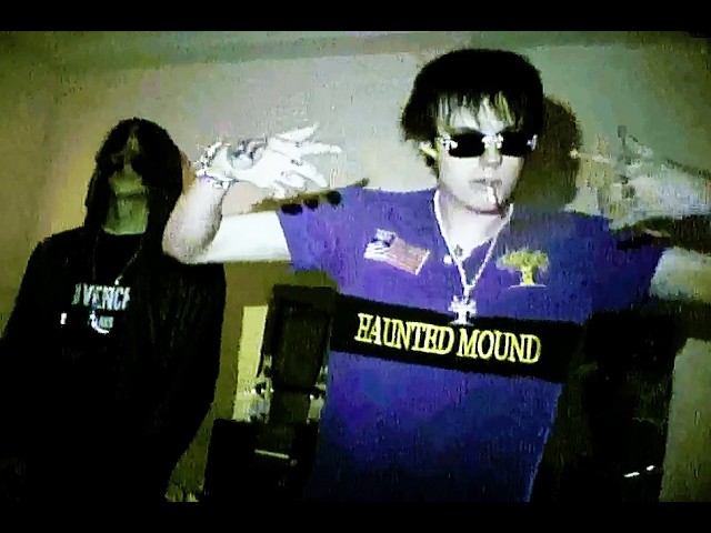 SEMATARY - GLOOM ROOM FT. GHOST MOUNTAIN [OFFICIAL VIDEO]
