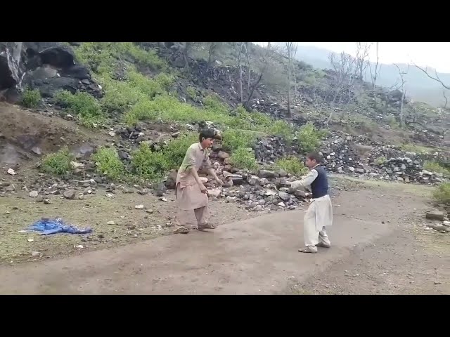 Dono Ne Khoob Peta Aik Dosre Ko 😅🤣 The Funniest Pakistani Boys are Back 😍