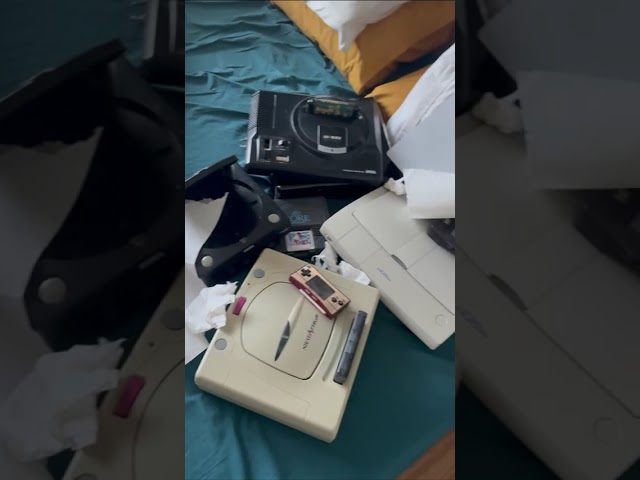 Man finds older models in his marital bed ! Watch him go crazy #podcast #drama #reallife #gaming