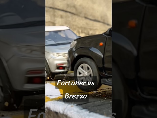 Toyota fortuner toy car vs Maruti brezza #crashtest #crushing #carcrash #shorts