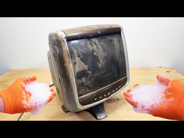 CLEAN DIRTY OLD HP CRT COMPUTER MONITOR