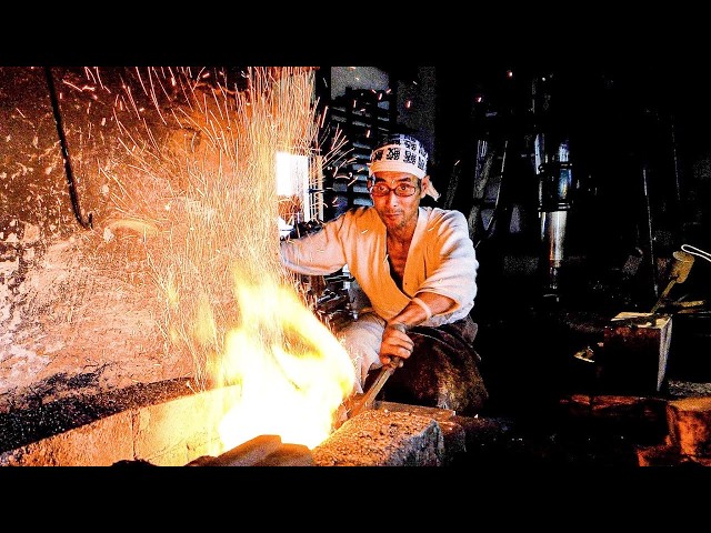How a Japanese Bladesmith Forges Knives Using Traditional Techniques