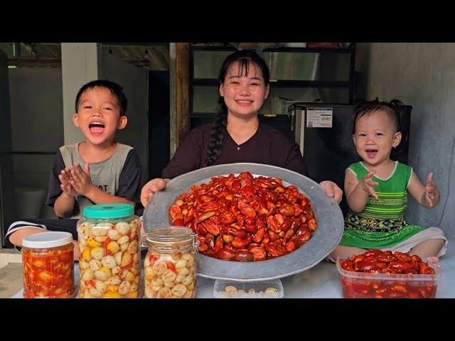 Vietnamese Homemade Cuisine | Mom’s Secret Recipe for Traditional Pickled Eggplant