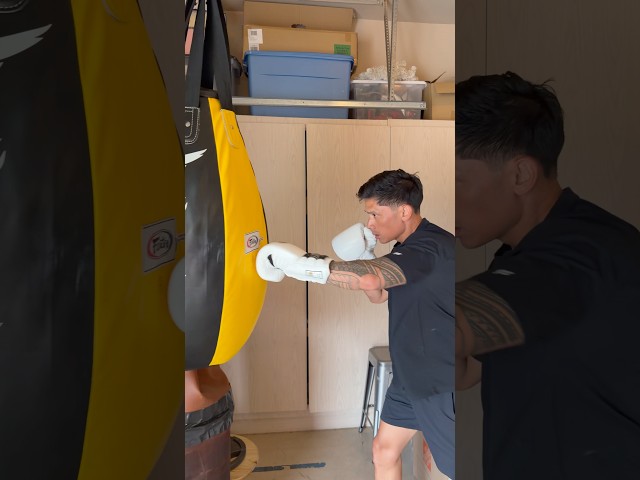 Lumaban TR1 Boxing Gloves | Tear Drop Bag