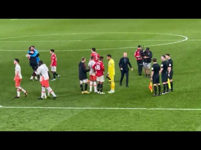 UNITY! Erik Ten Hag celebrating with DeGea and Martinez at full time! Man United 1-0 West Ham