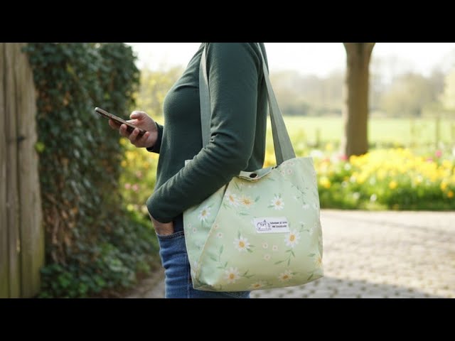 Easy way to sewing  cute  handbag  with a rectangular:  Easy Sewing Tutorial (diy)