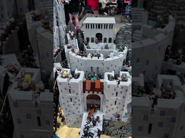 LEGO Battle of Helms Deep by David Sainz