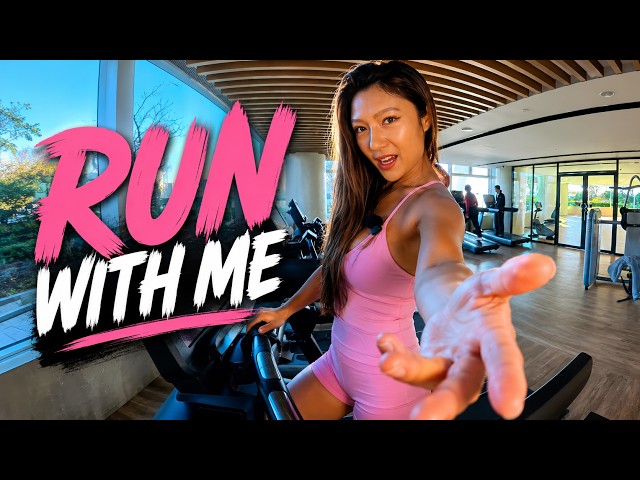 Run With Her! Private Gym Date | Girlfriend POV VR180