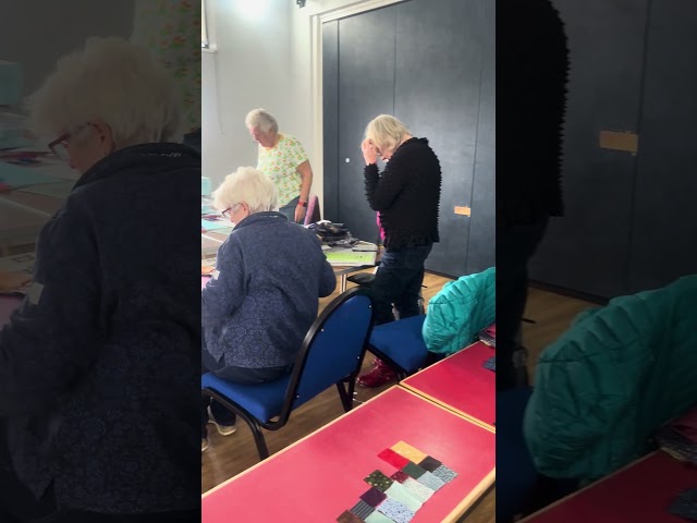 ‘Harbour’ workshop…… busy busy busy!! #patchwork #quilting #quiltdesign #applique #quiltpattern