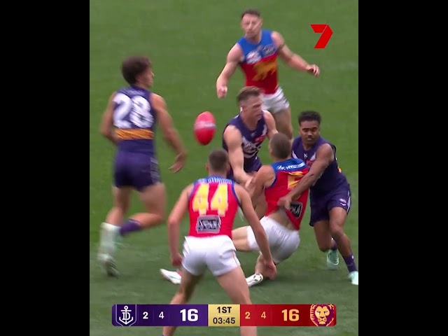 Should DUNKLEY have been sent for a HEAD KNOCK ASSESSMENT 🤕
