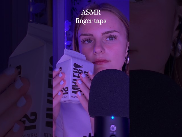 Do you prefer finger taps or nail taps? 🤔 #asmr #tingles #asmrtapping