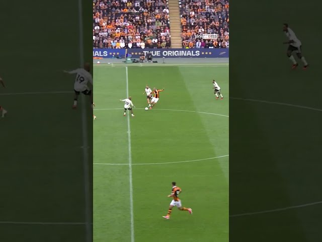 Dancing feet from Oli McBurnie 🕺