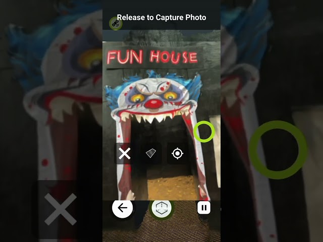 3D Scanning a HAUNTED Carnival with the iPhone 17 Pro Max...try not to scream! Happy Halloween! 🎃