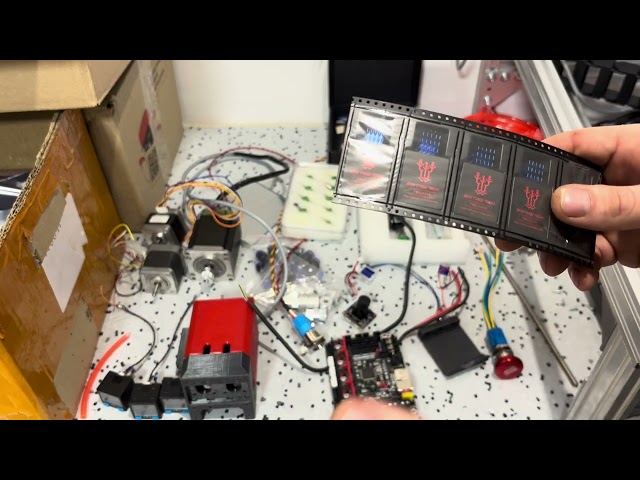 Pick and Place machine. Ukrainian version. 1