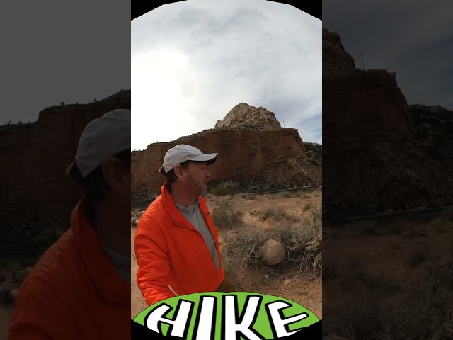 Hiking in Capitol Reef National Park, Utah (Hike 360° VR Video)