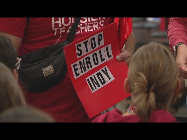 Parents, teachers split on IPS decision to leave Enroll Indy