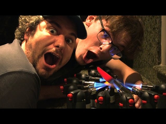 EXPERIMENT Glowing 1000 degree KNIFE ft iDubbbzTV
