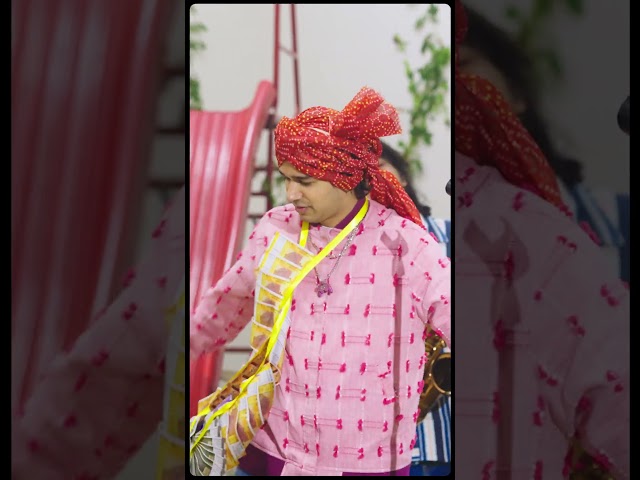 Roshni ! kabhi tu mujhe milti kyu nahi ?