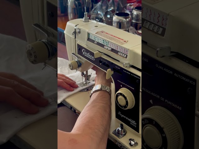Como hacer ojales con maquina de coser Godeco 3003