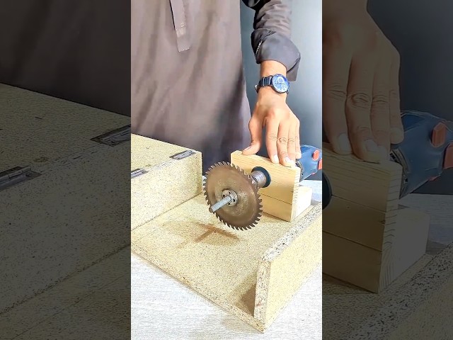 Make a wood cutter with an electric drill #diy #tools #tricks